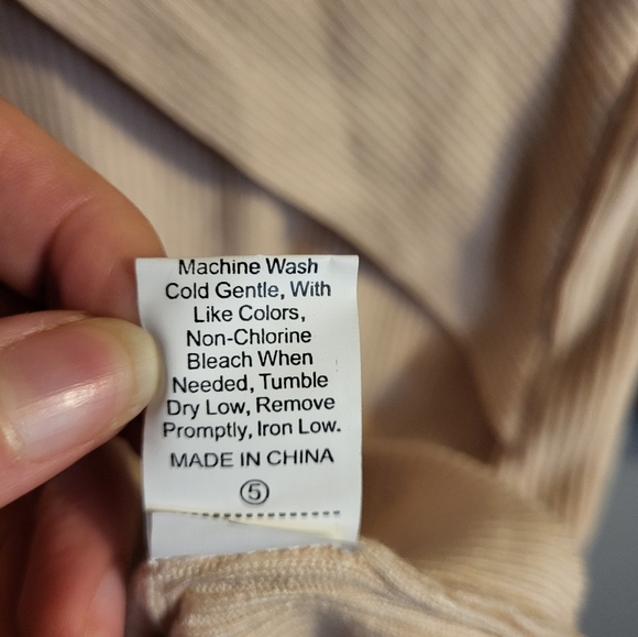 NWOT soft wrap long sleeves dress/ Robe manche longue cache-coeur - Picture 7 of 7